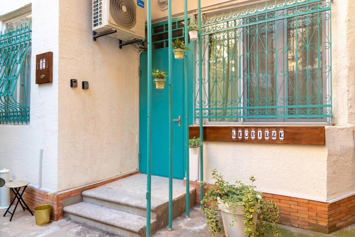 Wehost Liberty Square Apartments Tbilisi Exterior photo